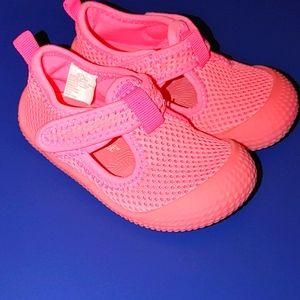 Cat & Jack Water Shoes toddler 5C